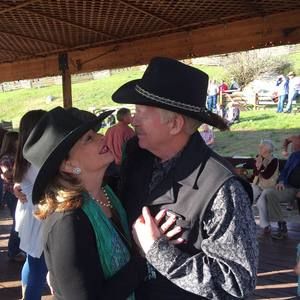 Meet your Posher, Derilynn